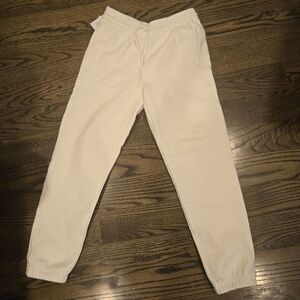 Aritzia cuffed Boyfriend sweatpants in Small